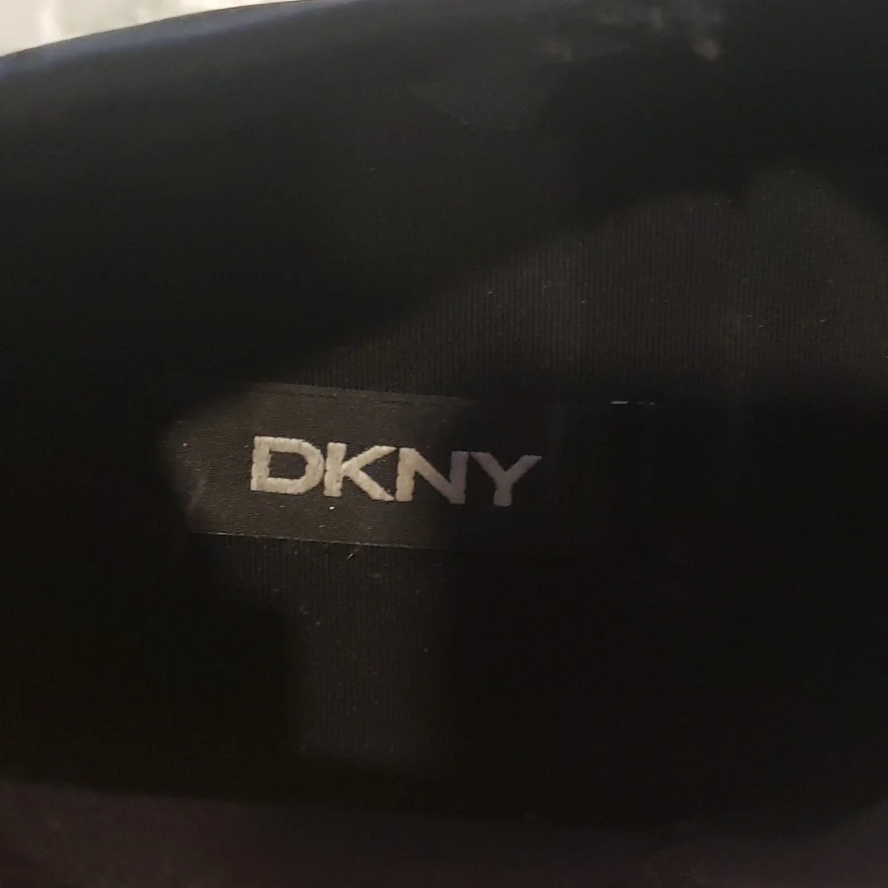 Donna Karen DKNY Christina slip on black elastic sneaker